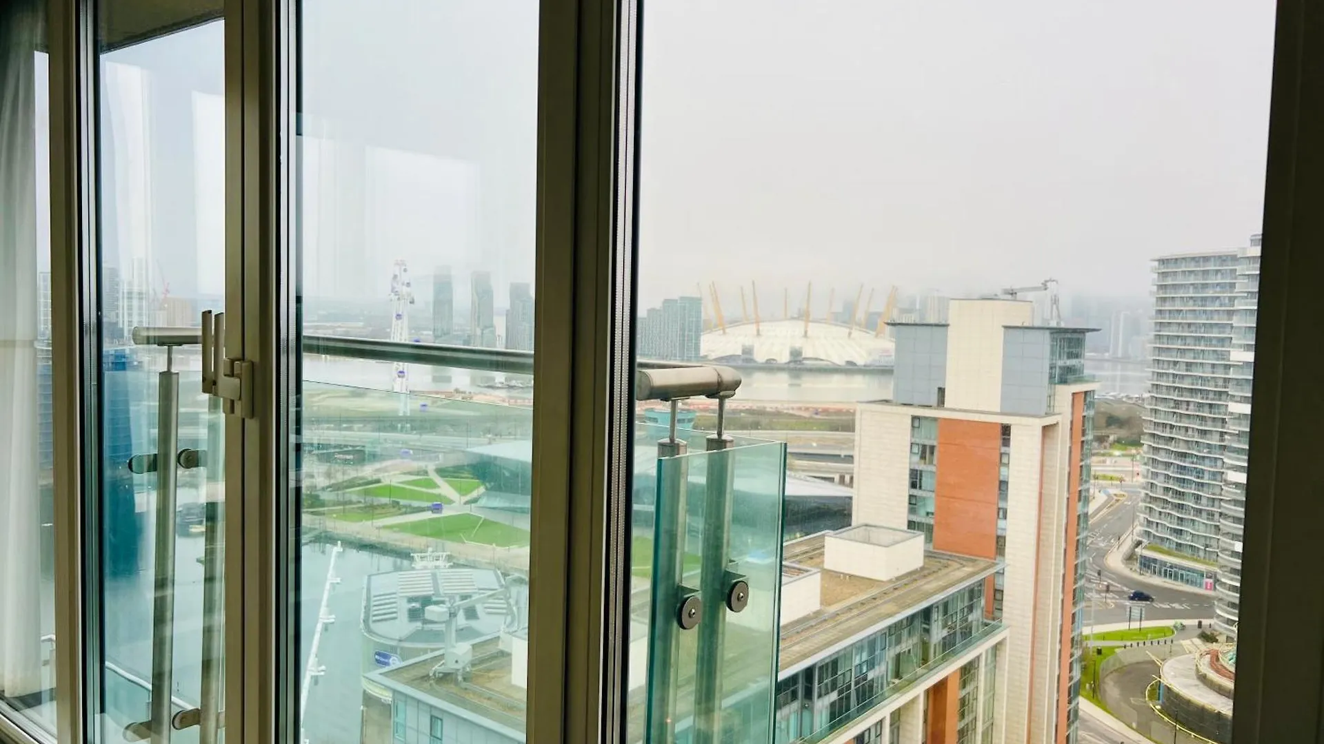 Luxury Stay With Stunning Views In Prime Location - Perfect For Business Or Leisure London 0*,  United Kingdom